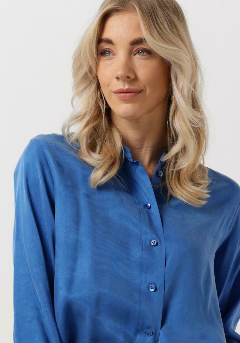 VANILIA blauwe vanilia blouse short cut shirt