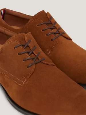 Sapatos Derby de camurça com cadarço