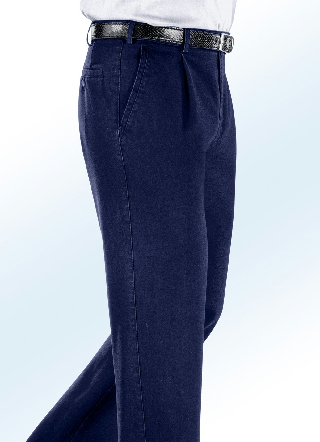 Bügelfreie Jeans mit Gürtel in 3 Farben