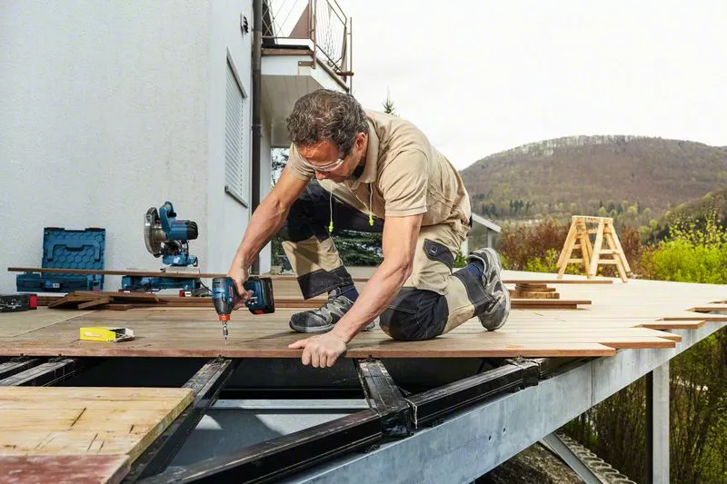 BOSCH COMBI-KIT 4 18V Tool: GSR 18V-90C + GDX 18V-210C + GBH 18V-24C + GSA 18V-28 + 1 4.0 AH battery (PROCORE) + 2 5.5 AH battery (PROCORE) + GAL 1880CV (L)PROFESSIONAL