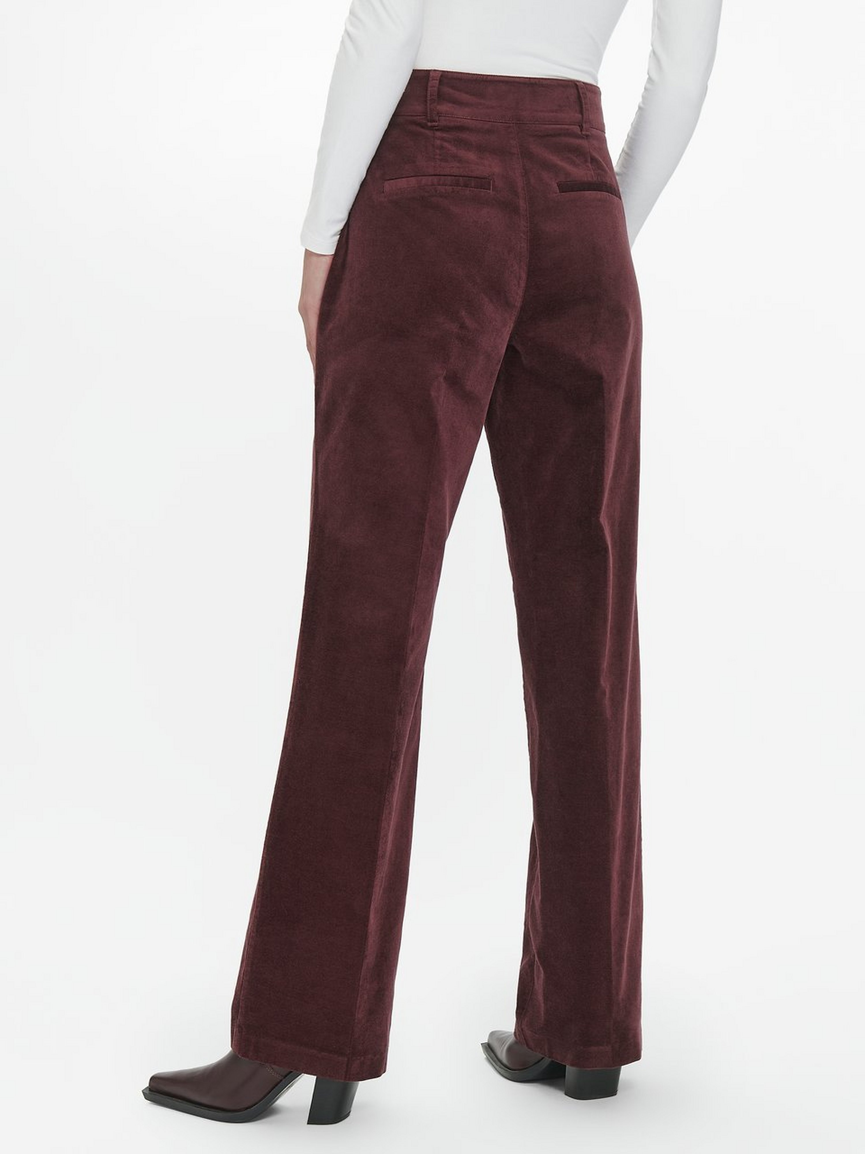 Samthose Straight Leg Trouser