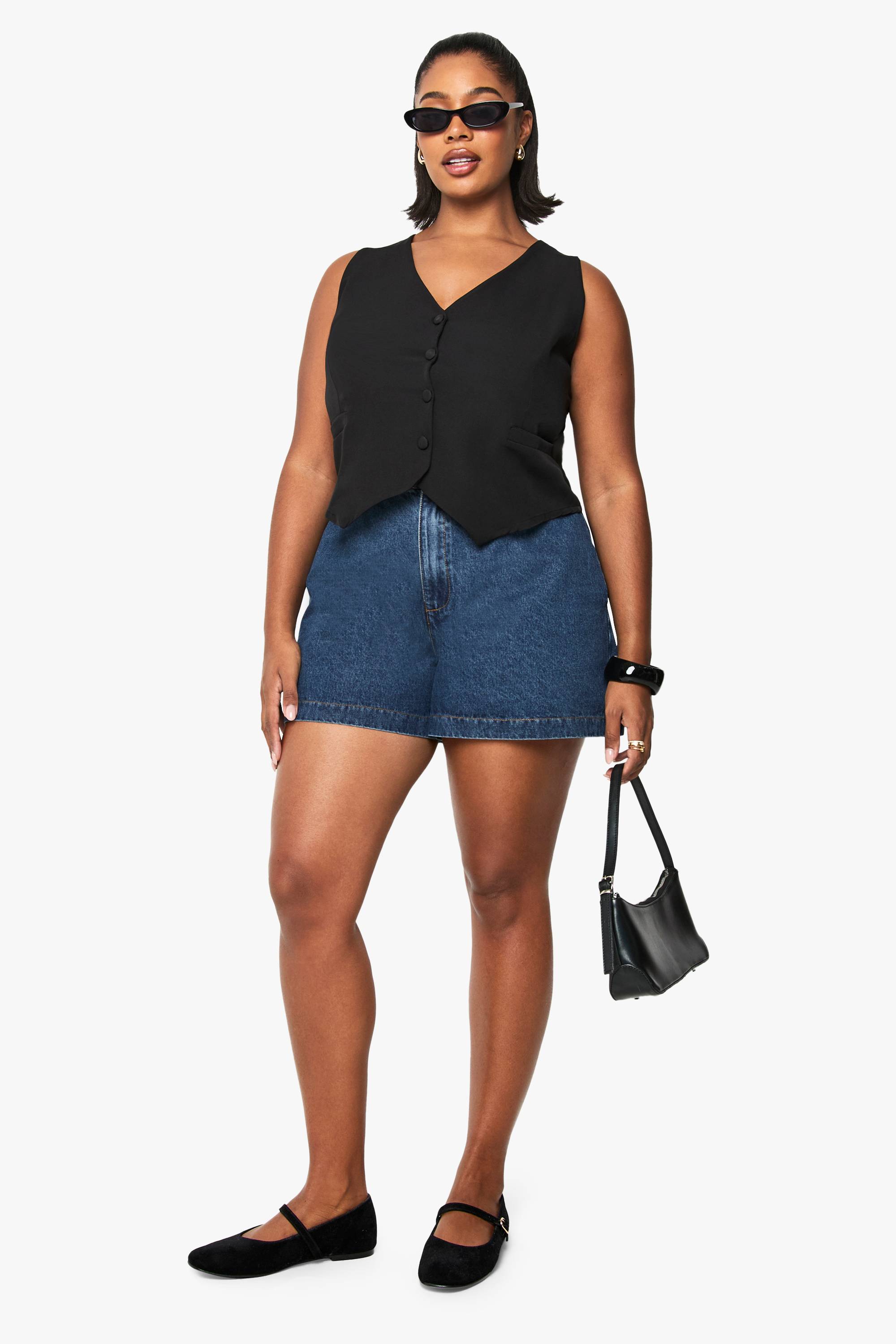 boohoo Plus Denim Mom Short