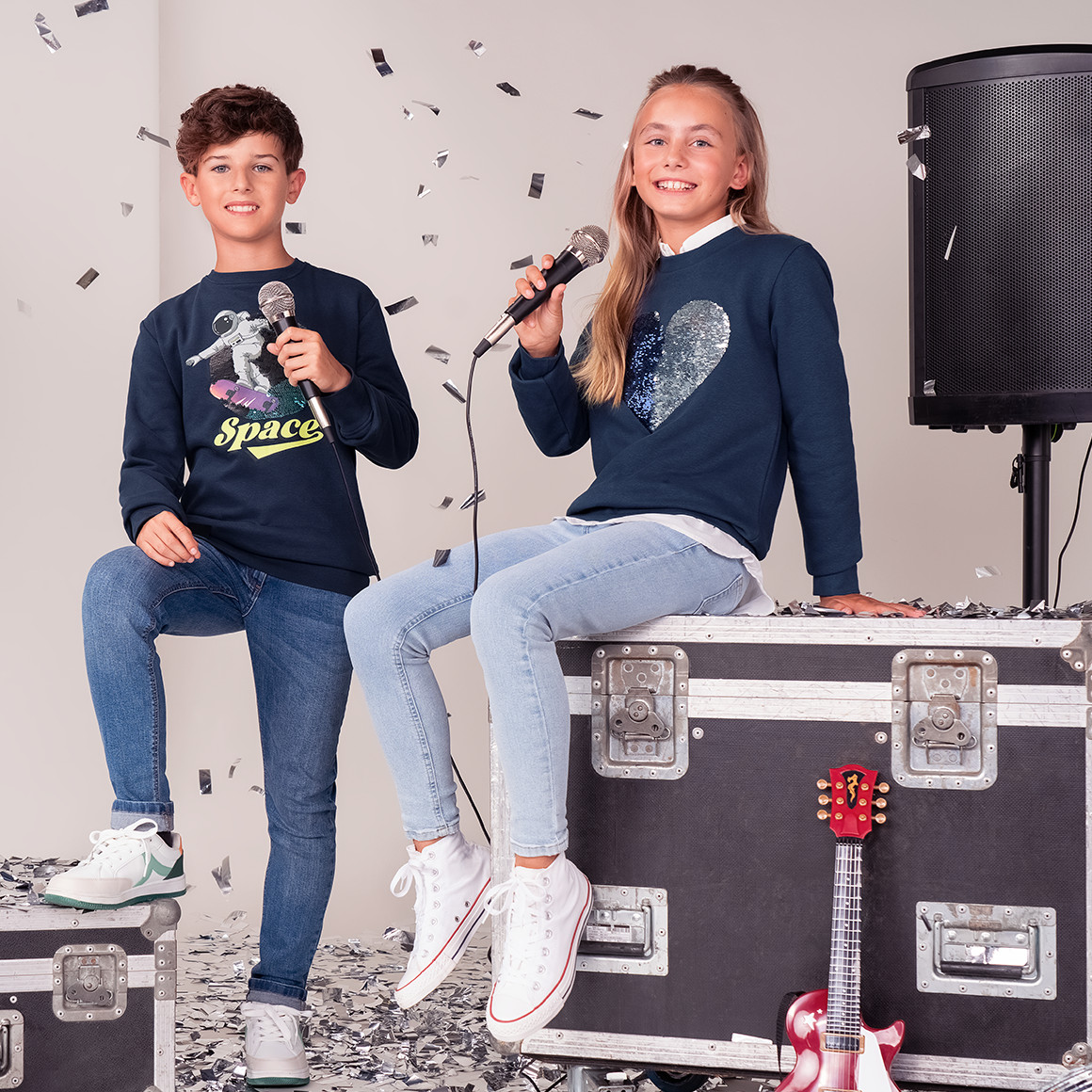 Yigga Mädchen Sweatshirt mit Wendepailletten dunkelblau
