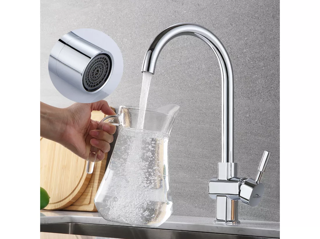 Mitigeur de Cuisine Chromé,Bec Haut Pivotant à 360°,Robinet d'Evier avec Mousseur Démontable Mitigeur d'Evier en Acier Inox Eau Froide/ Chaude