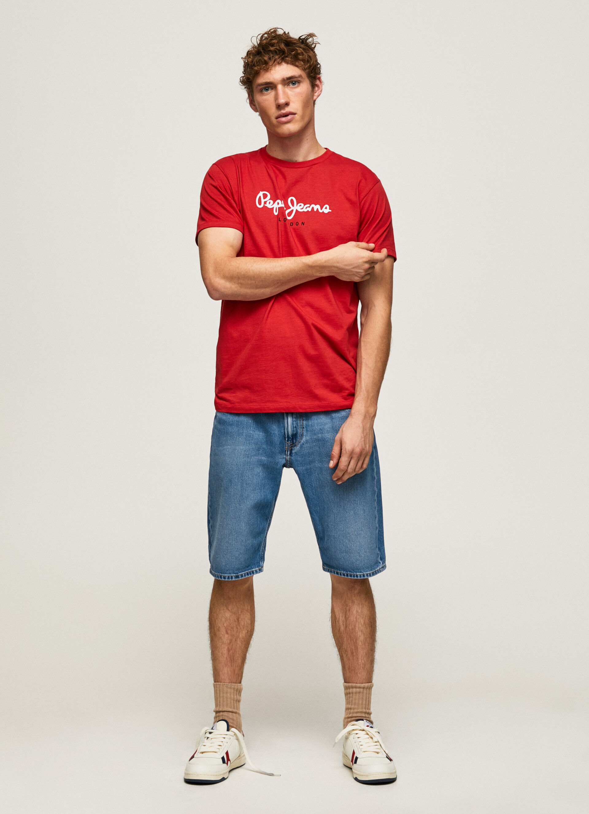 Camiseta de algodão com logo estampado - vermelho estúdio