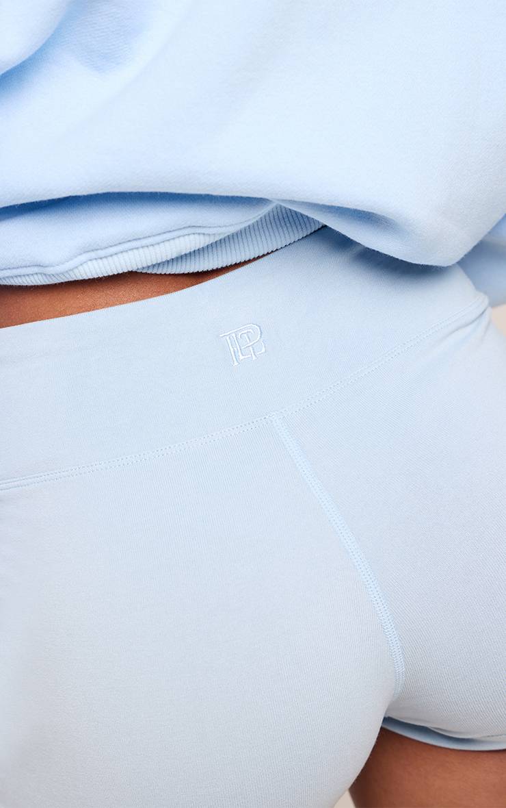 Bleu Poudré Short Moulant En Coton Doux