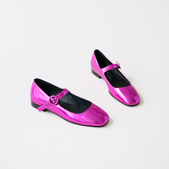 Ballerines à bouts carrés  en cuir metallisé fushia
