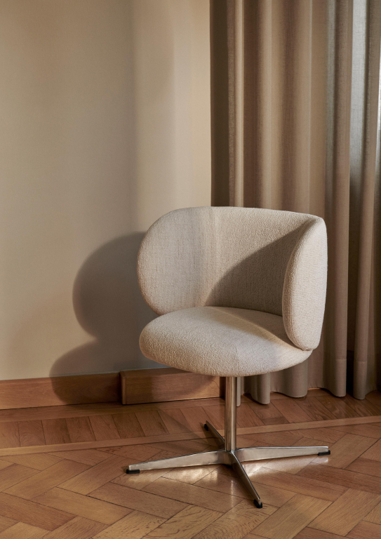 Ferm Living Rico eetkamerstoel met swivel onderstel bouclé off-white