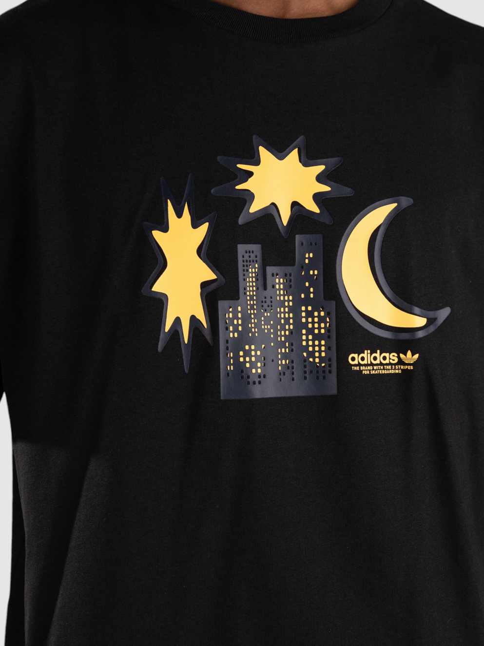 adidas Skateboarding Nightvision T-Shirt black/legink/hazora