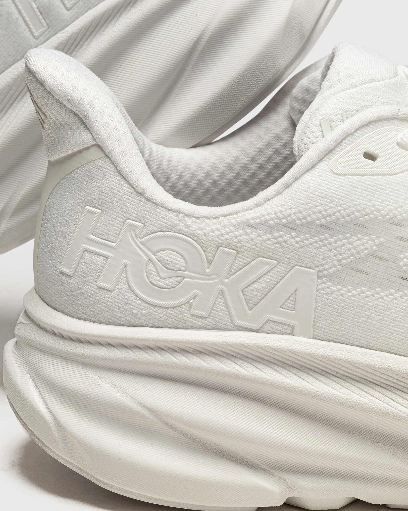 Hoka One One M CLIFTON 9