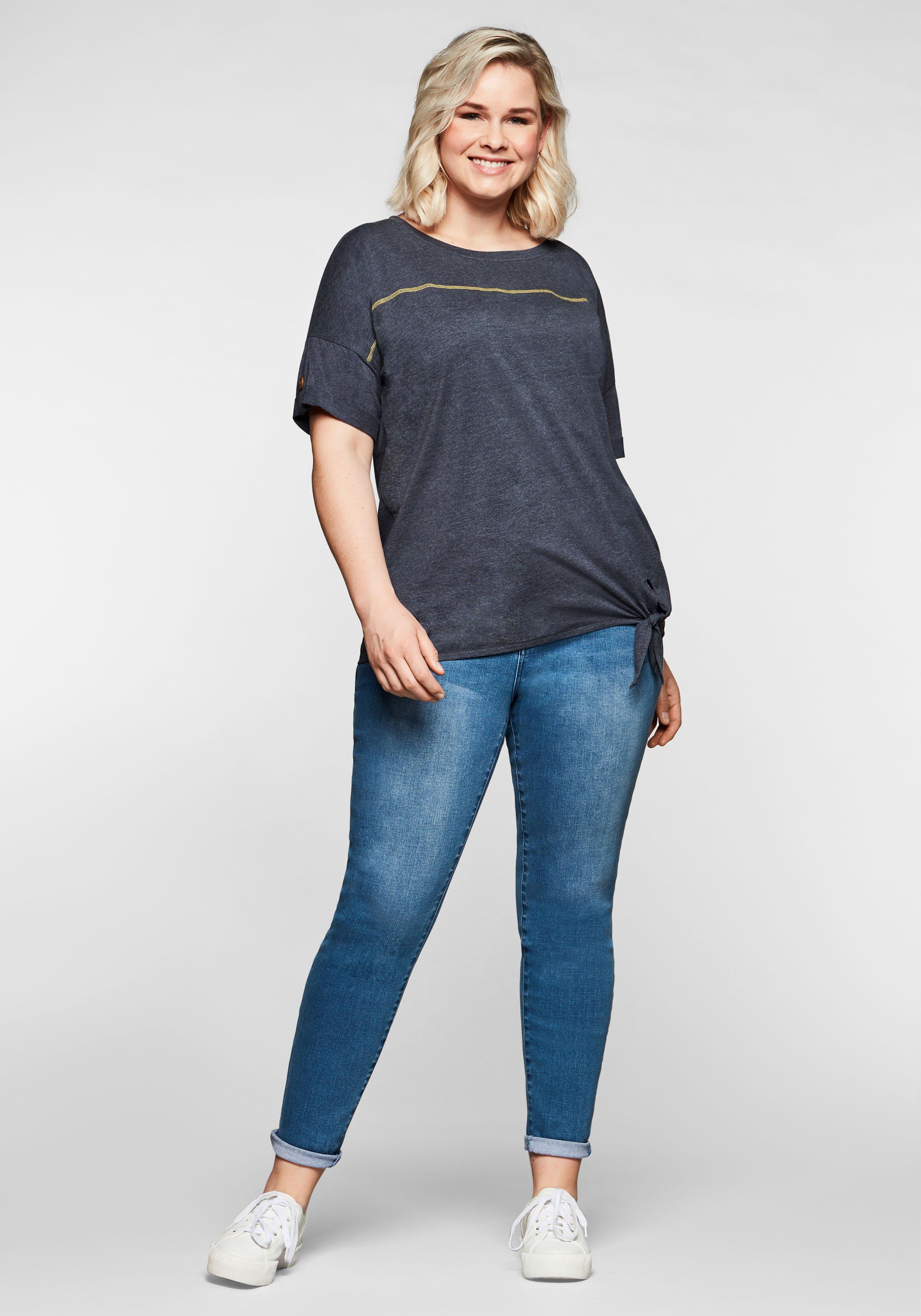 Shirt mit Ziernaht und Knotendetail am Saum
