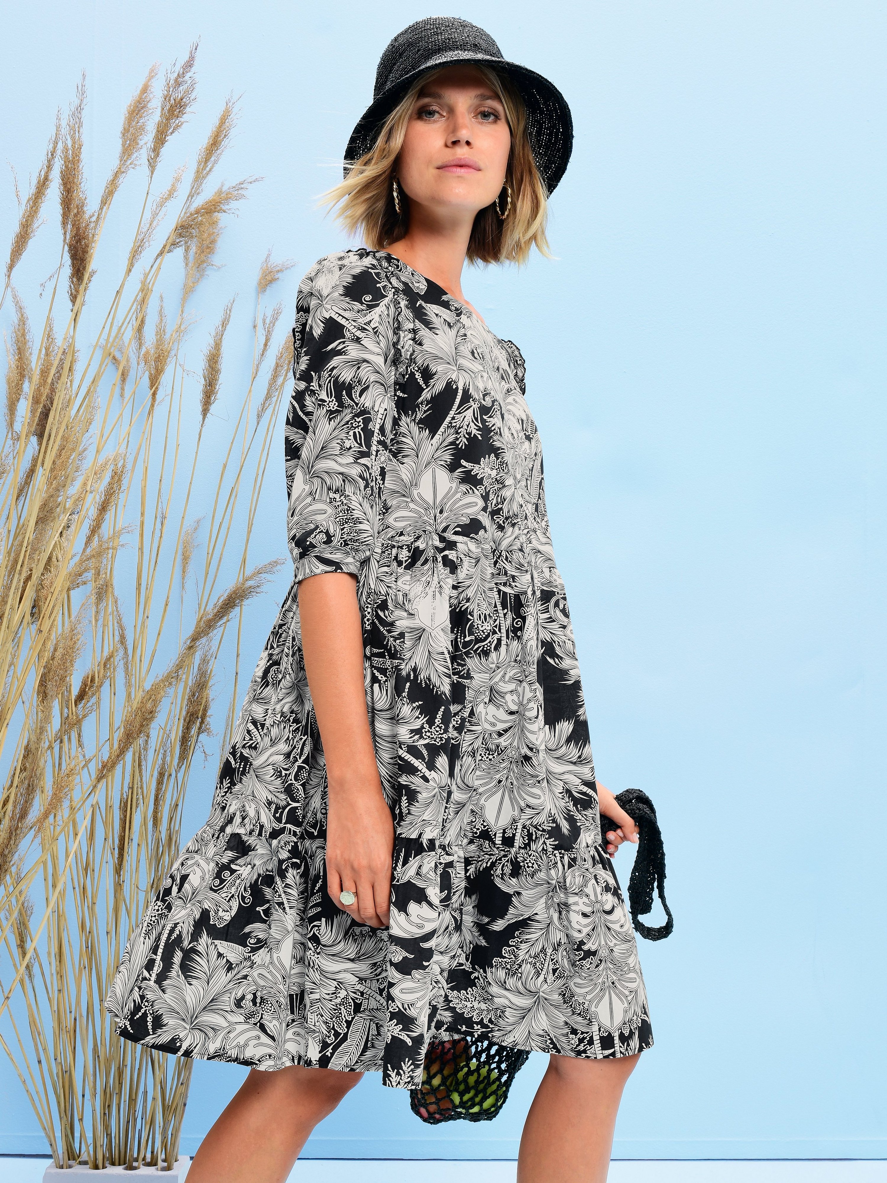 Kleid mit langem 1/2-Arm