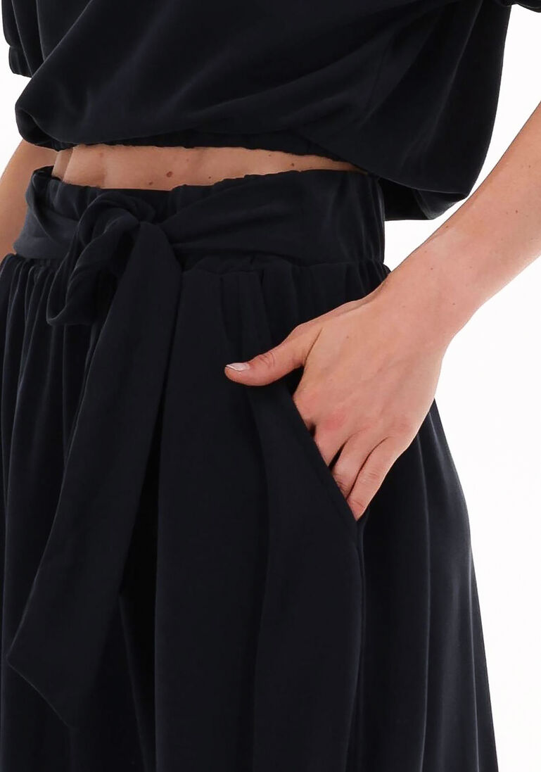 MINUS zwarte minus midirok addilyn skirt
