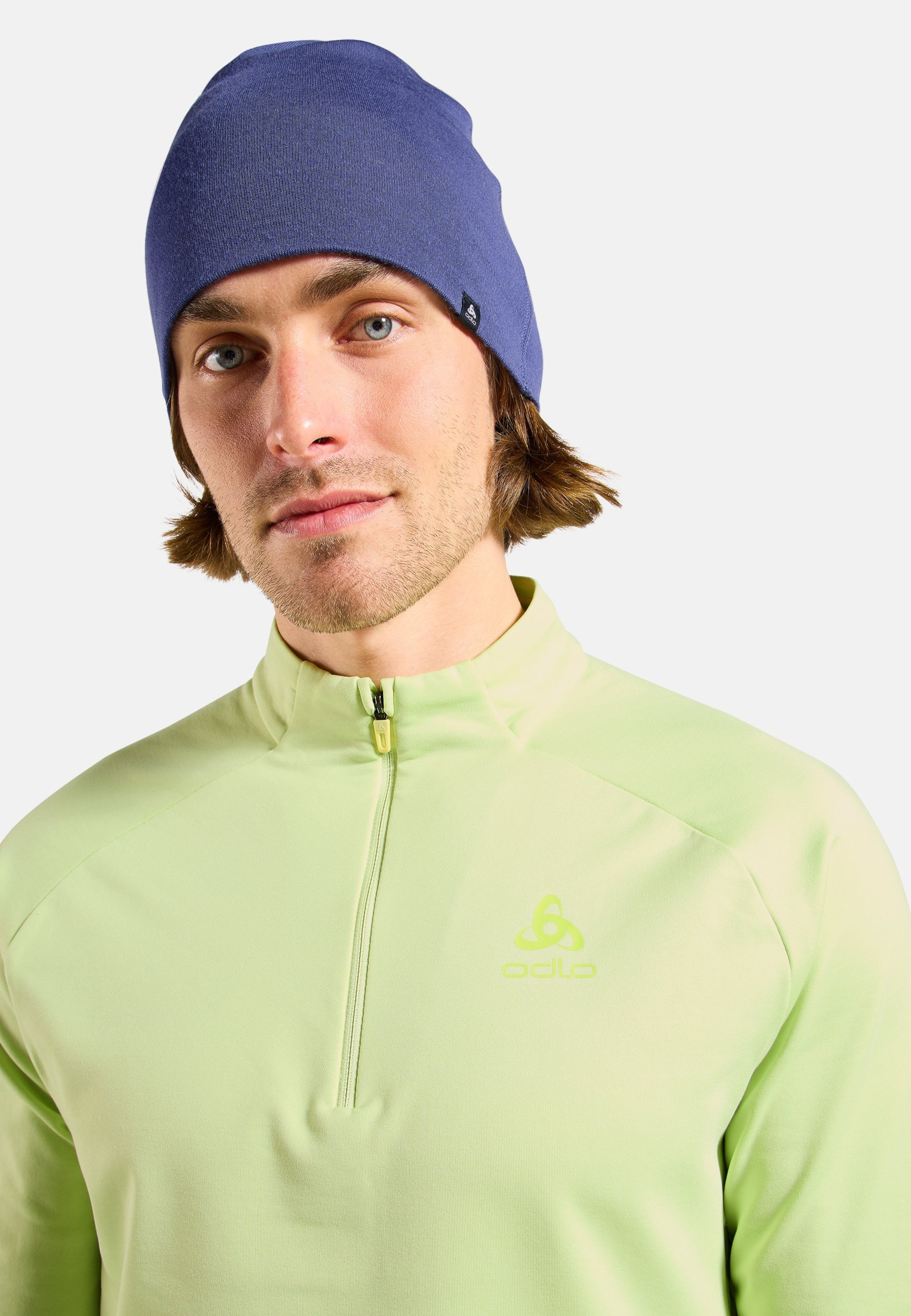 Essentials Light Mid Layer mit Halbreissverschluss in shadow lime