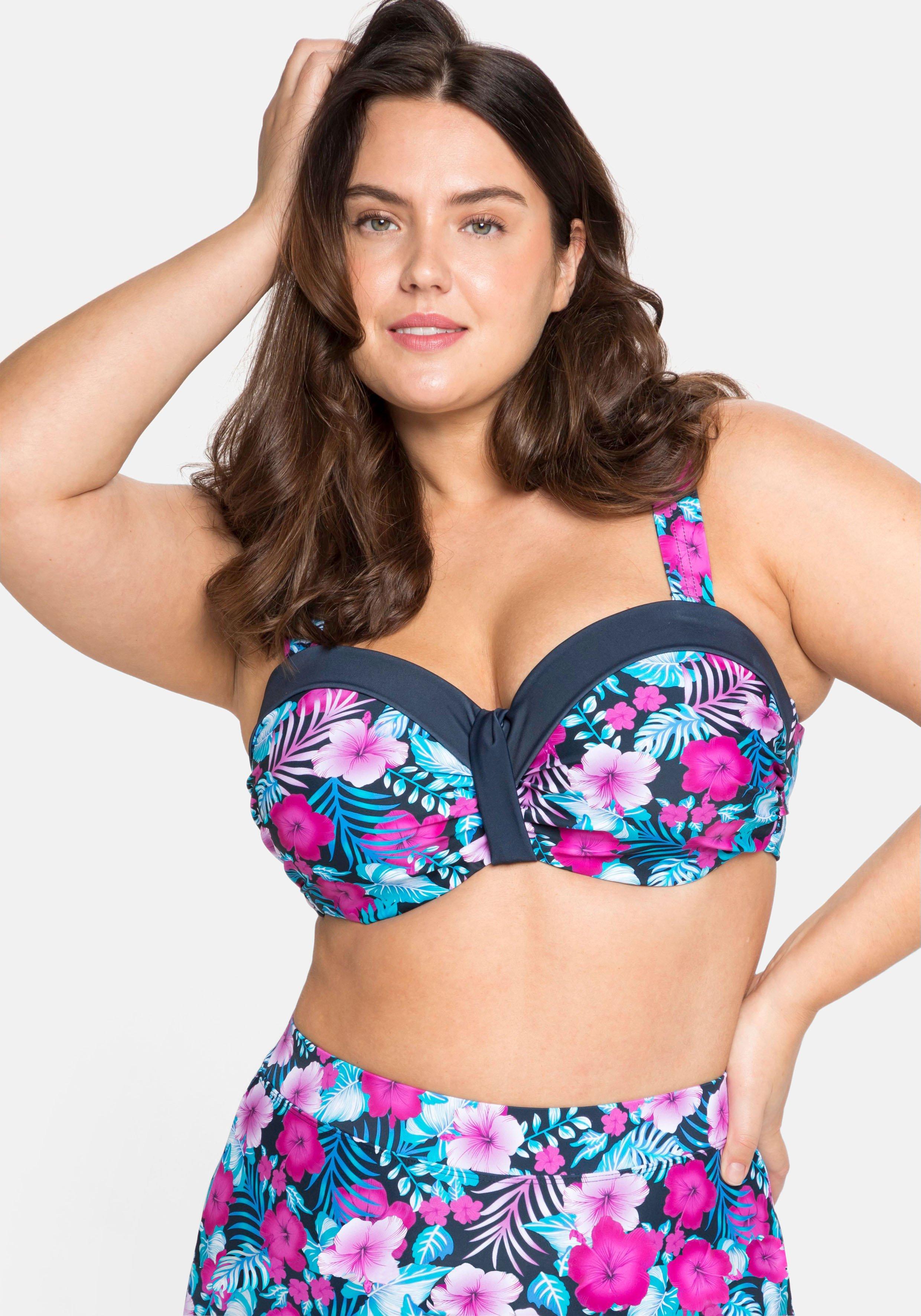 Bikini-Oberteil mit wattierten Cups und Bügel