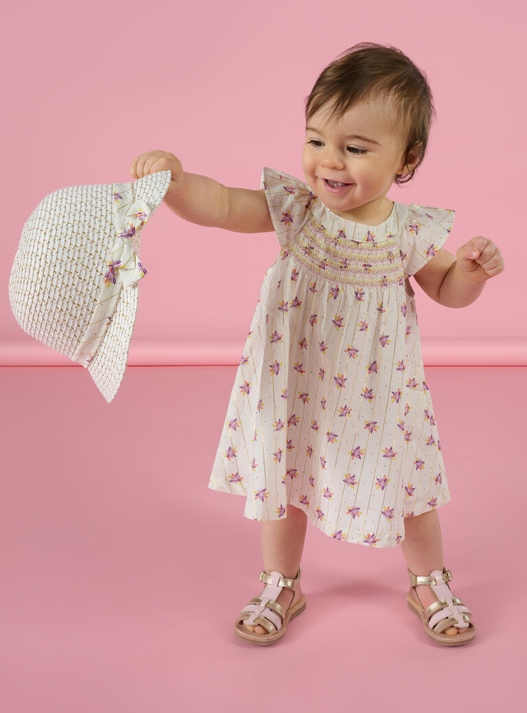 Robe blanche sans manches à imprimé fantaisie