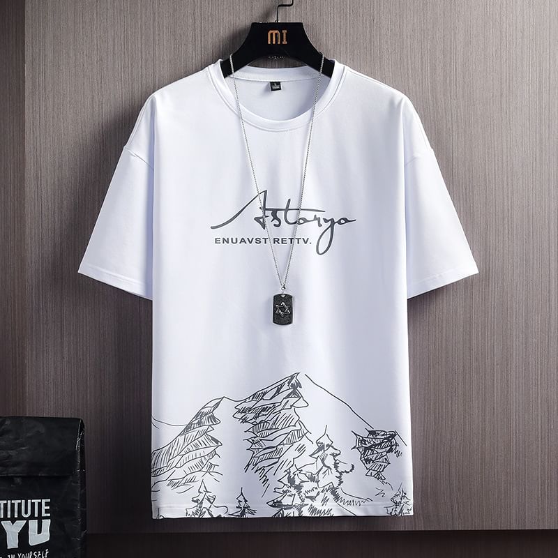 Acrius - T-shirt met ronde hals en bergprint, elleboogmouwen / Shorts met trekkoord in de taille / Set