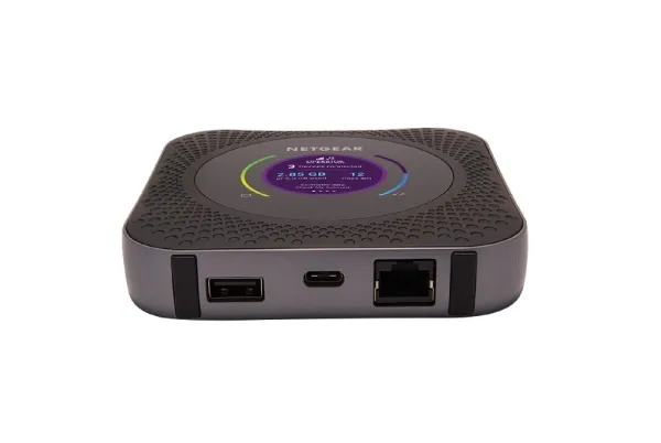 NETGEAR Nighthawk M1 Mobile Router - Mobilt hotspot - 4G LTE Advanced - 1 Gbps - 1GbE, Wi-Fi 5