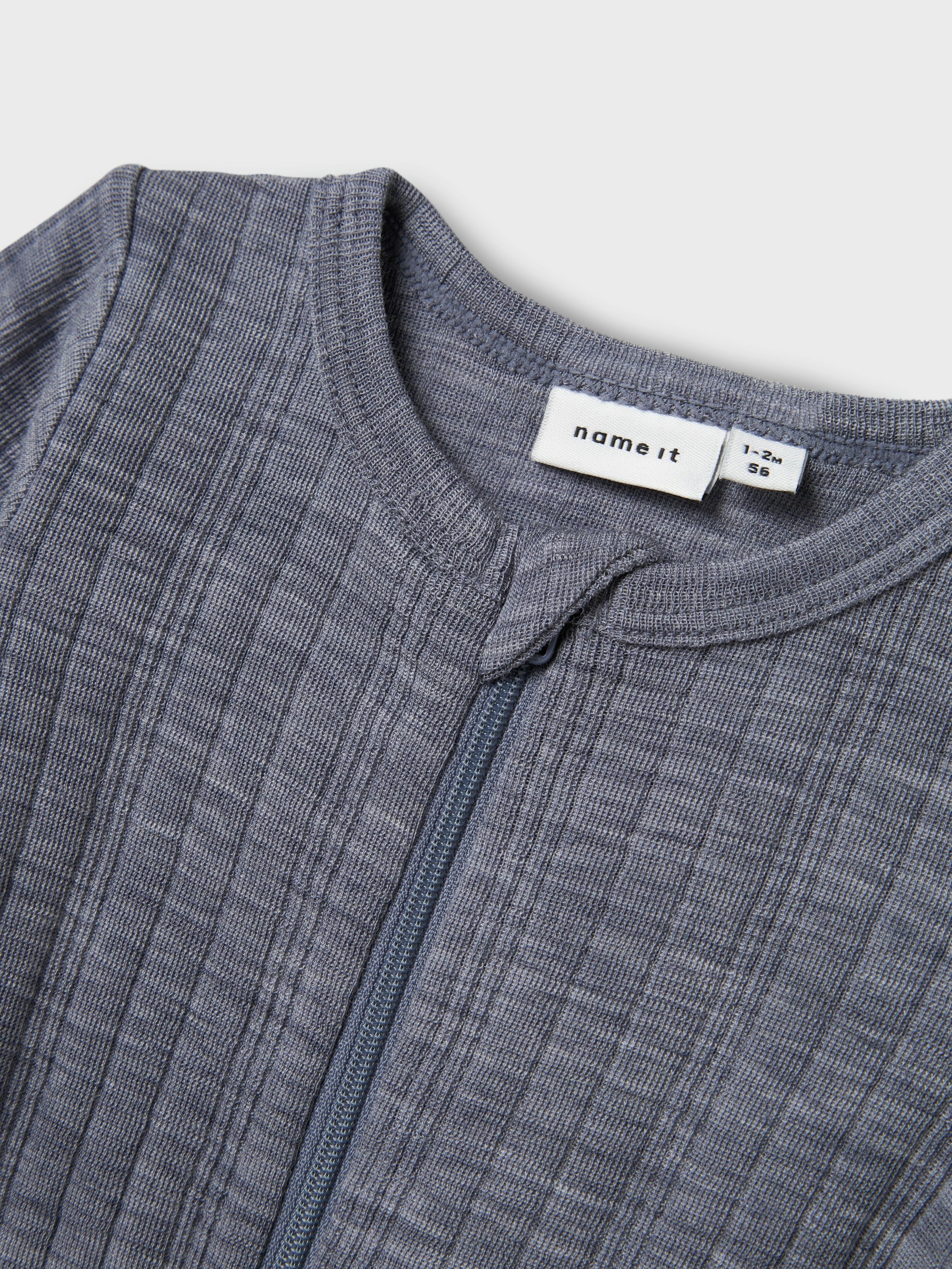 Name It Schlafanzug »NBMWANG WOOL NEEDLE NIGHTSUIT SOLID NOOS« aus reiner Merinowolle