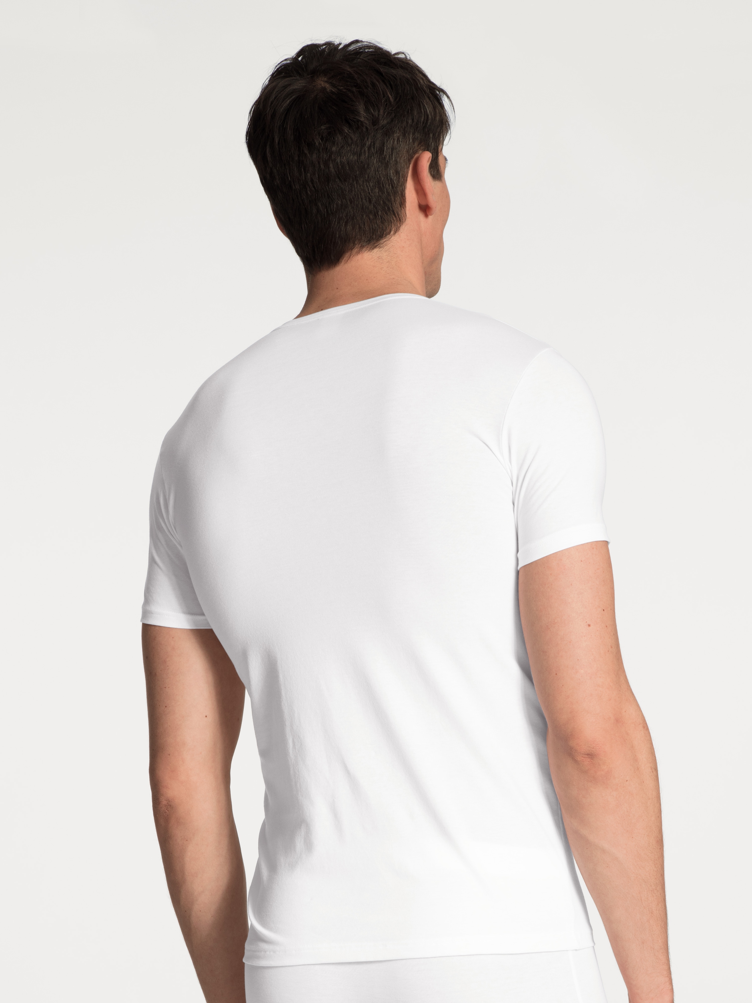 CALIDA Rundhalsshirt »Evolution«, schmale Passform, Kurzarm, weich, Single Jersey, elastisch