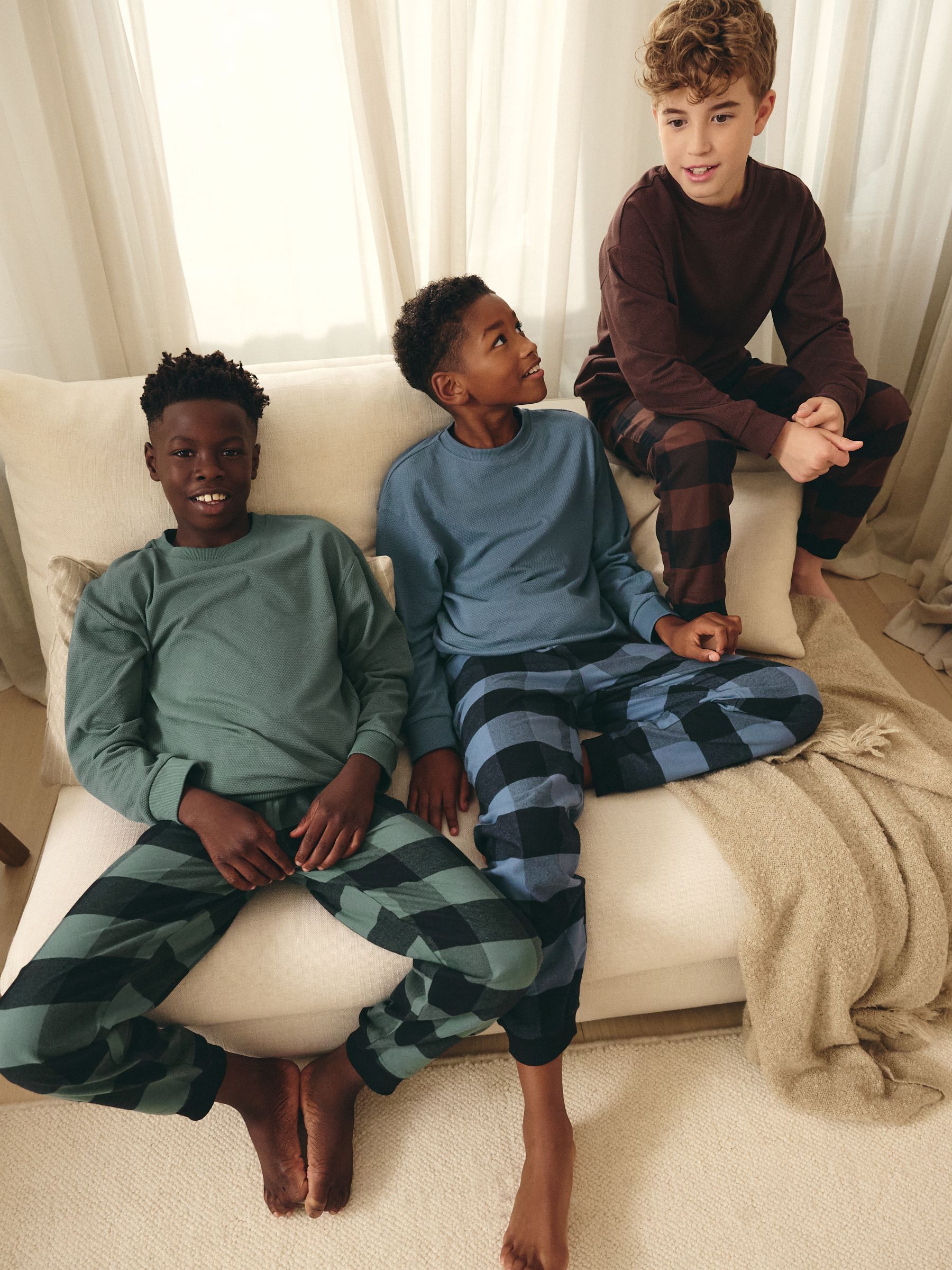 Blauw/Groen/Bruin - Verpakking van 3 geweven geruite pyjama's (3-16 jr)