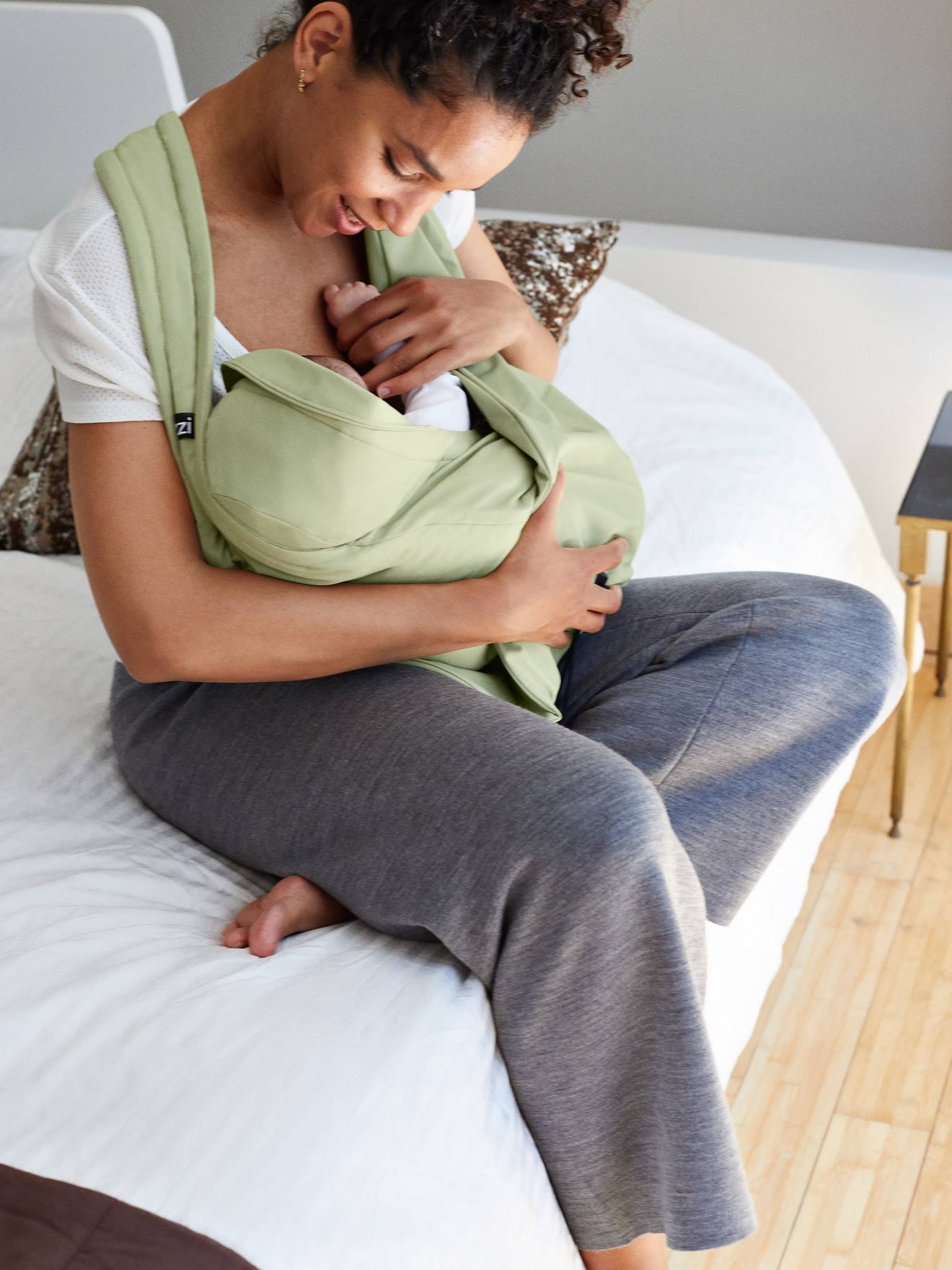 Canguru para bebê IZZZI cinza