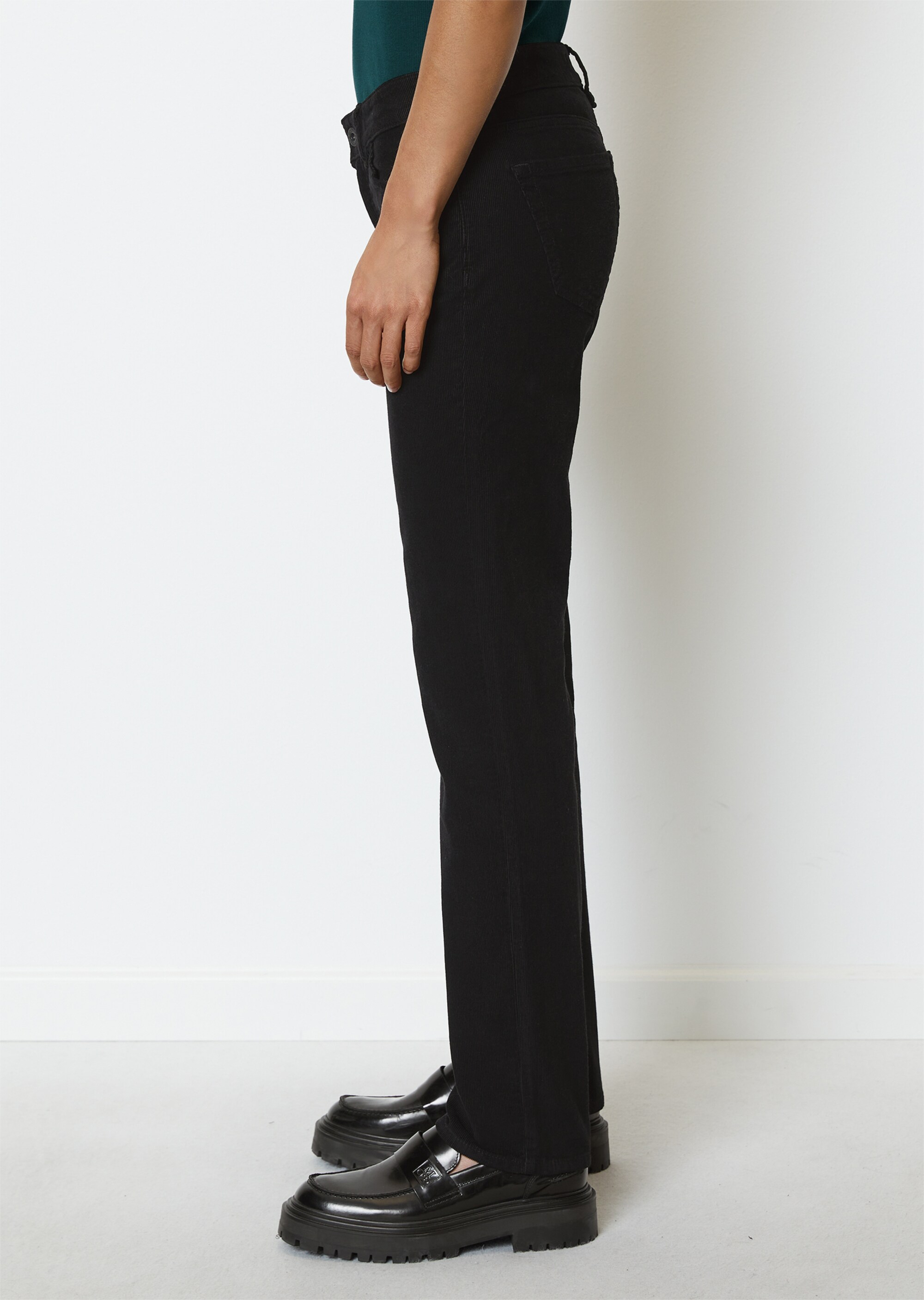 Cordhose Modell ALBY straightaus Organic Cotton Stretch