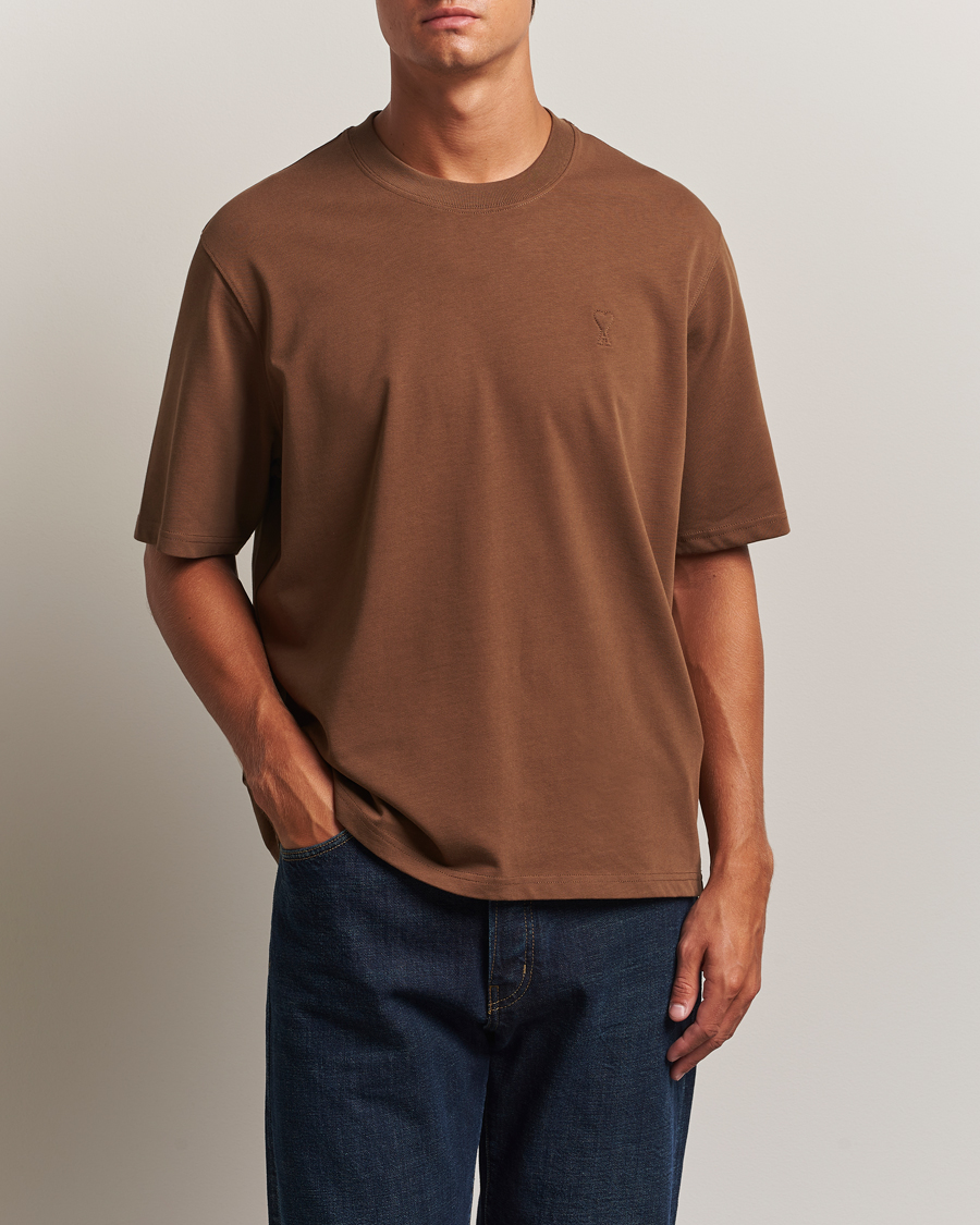 AMI Tonal Heart Logo T-Shirt Noisette