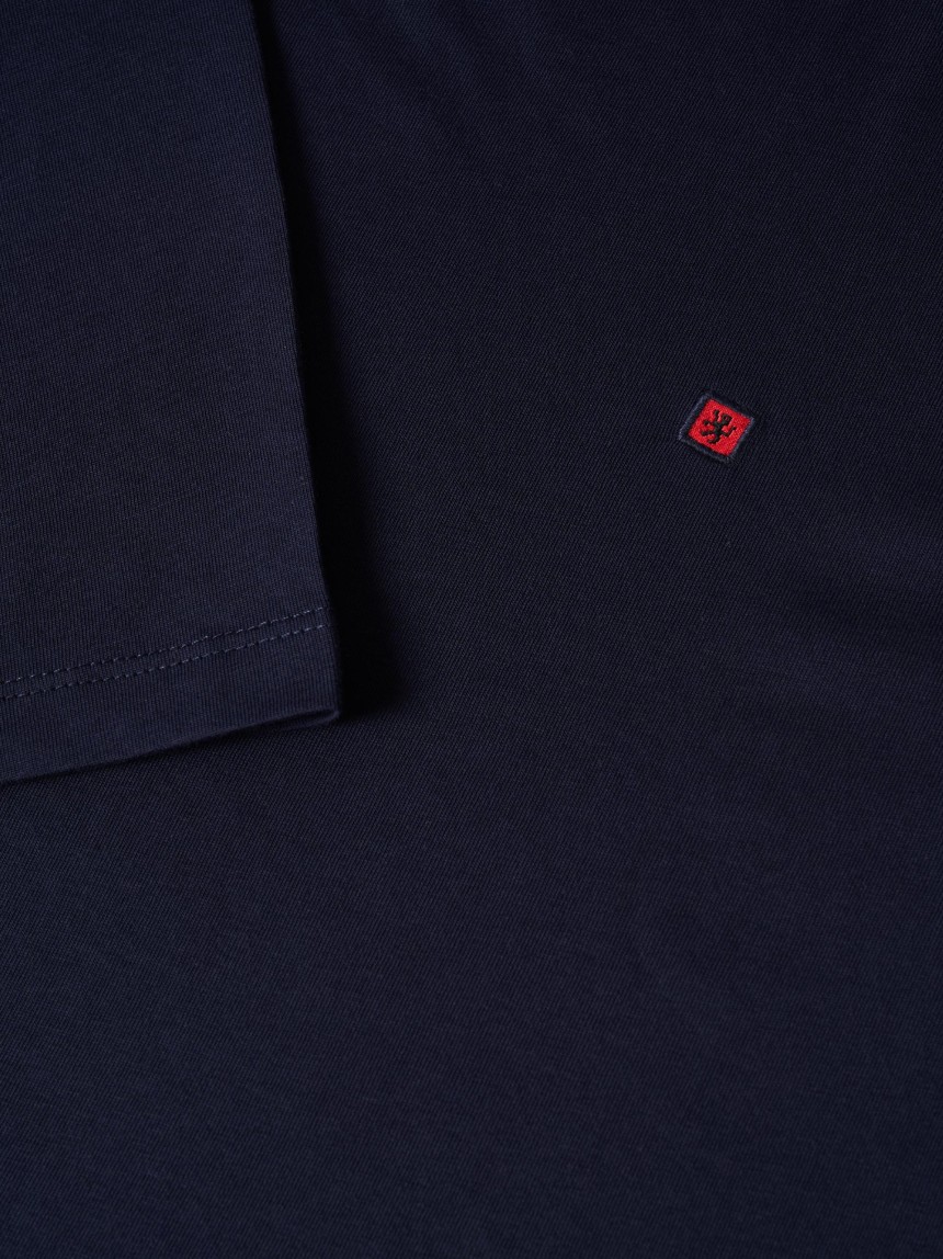 T-shirt básica de algodão