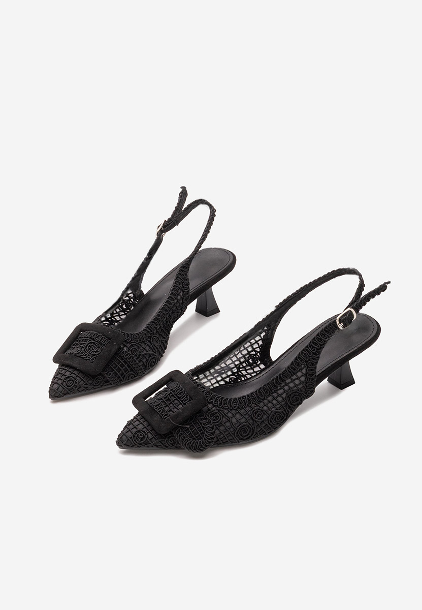 Chaussures à petit talon noirs Tiffaney