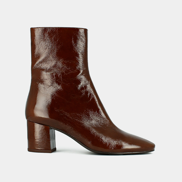 Bottines à talons  en cuir brillant marron