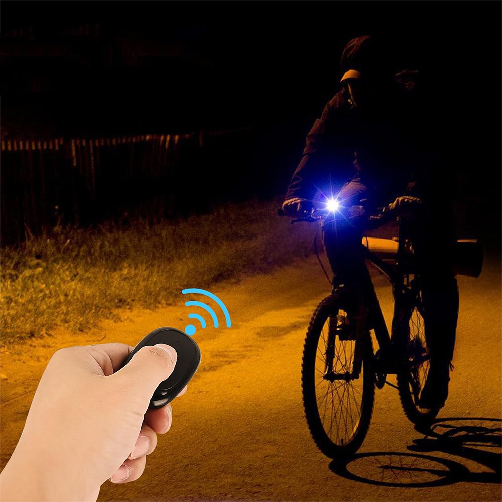 (4er Set) Wiederaufladbares LED Warnlicht USB Blitz Licht mit Fernbedienung und Ladekabel für Velo / Auto / Drohne - Bunt