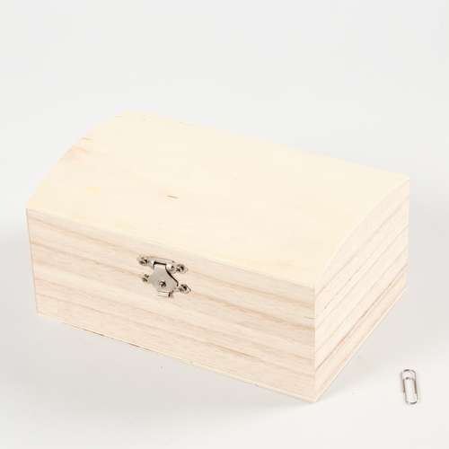 Holztruhe