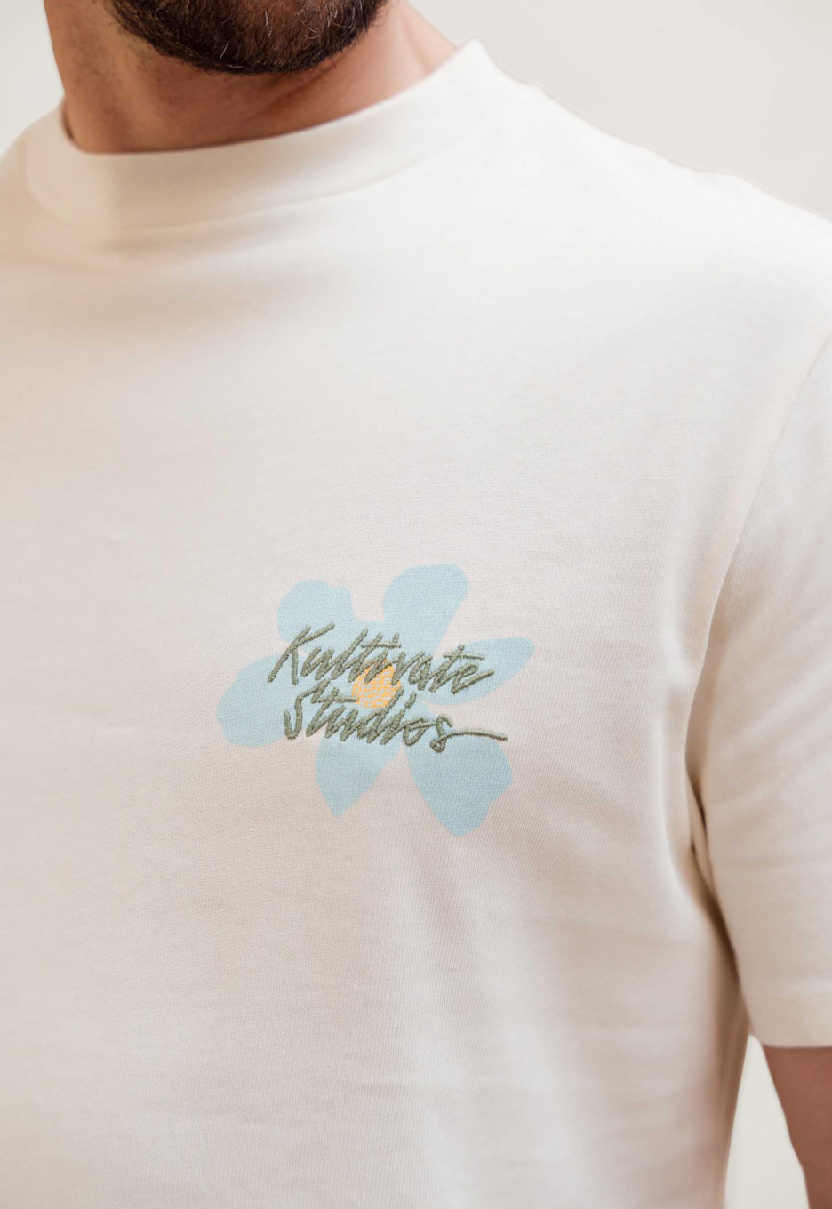 Kultivate 3 Flowers T-shirt