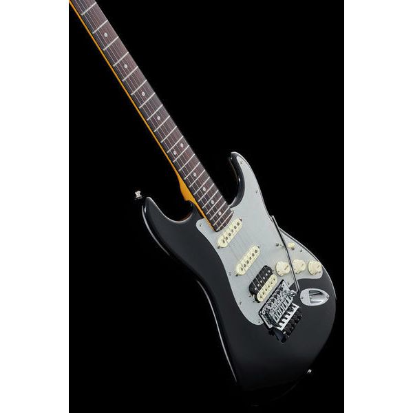 Fender AM Ultra Luxe Strat HSS FR MB