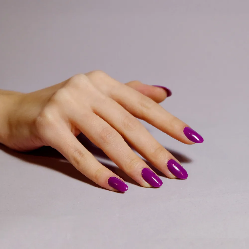 CND Vinylux All The Rage 443 - 15 ml.