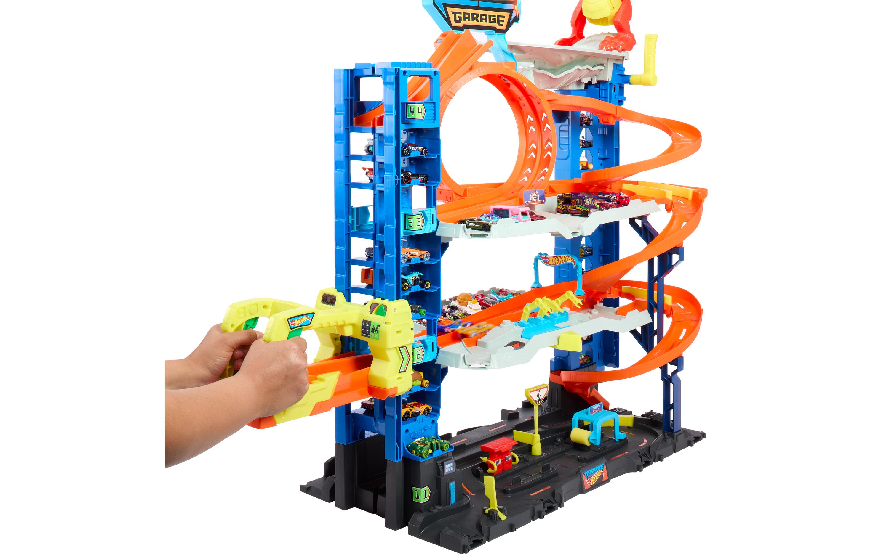 Hot Wheels City Ultimate Garage 2023<br>Parkhaus-Spielset auf vier Ebenen