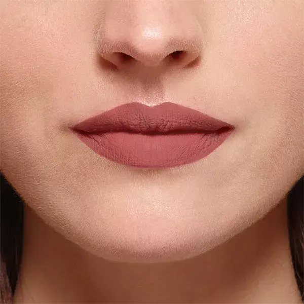 Batom Matte Color Riche Intense Volume da L'Oréal Paris, nº 603 The Wood Nonchalant, 1,8g