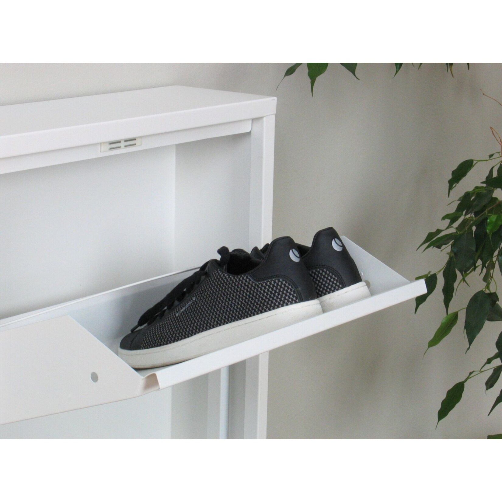 Schuhschrank Pisa 3 Klappen (B)50 x (H)106 x (T)16cm