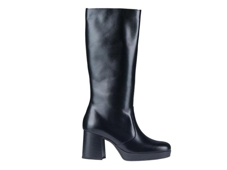 Bullboxer 256502E7L black