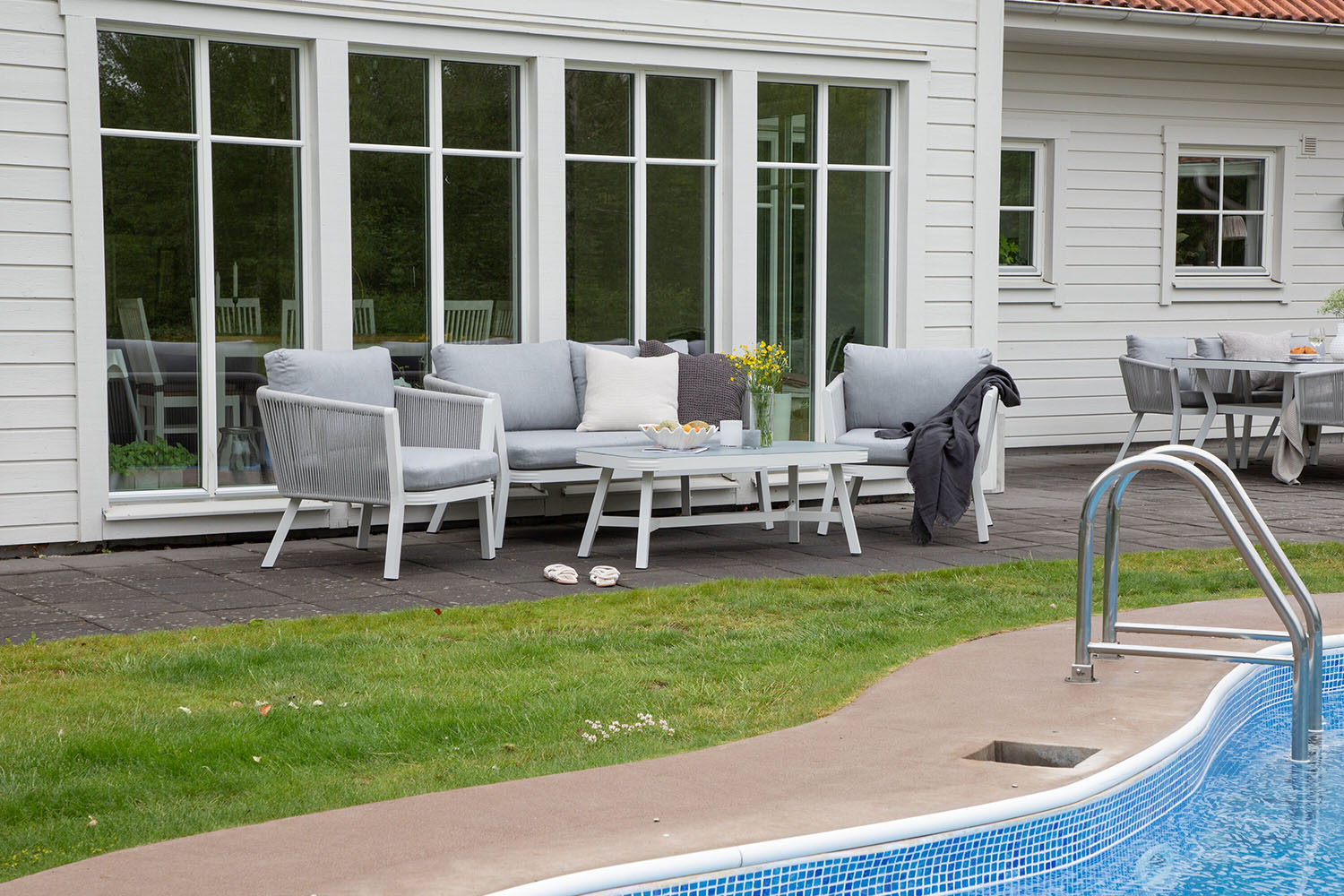 Rebellenclub Amary Loungeset - Wit