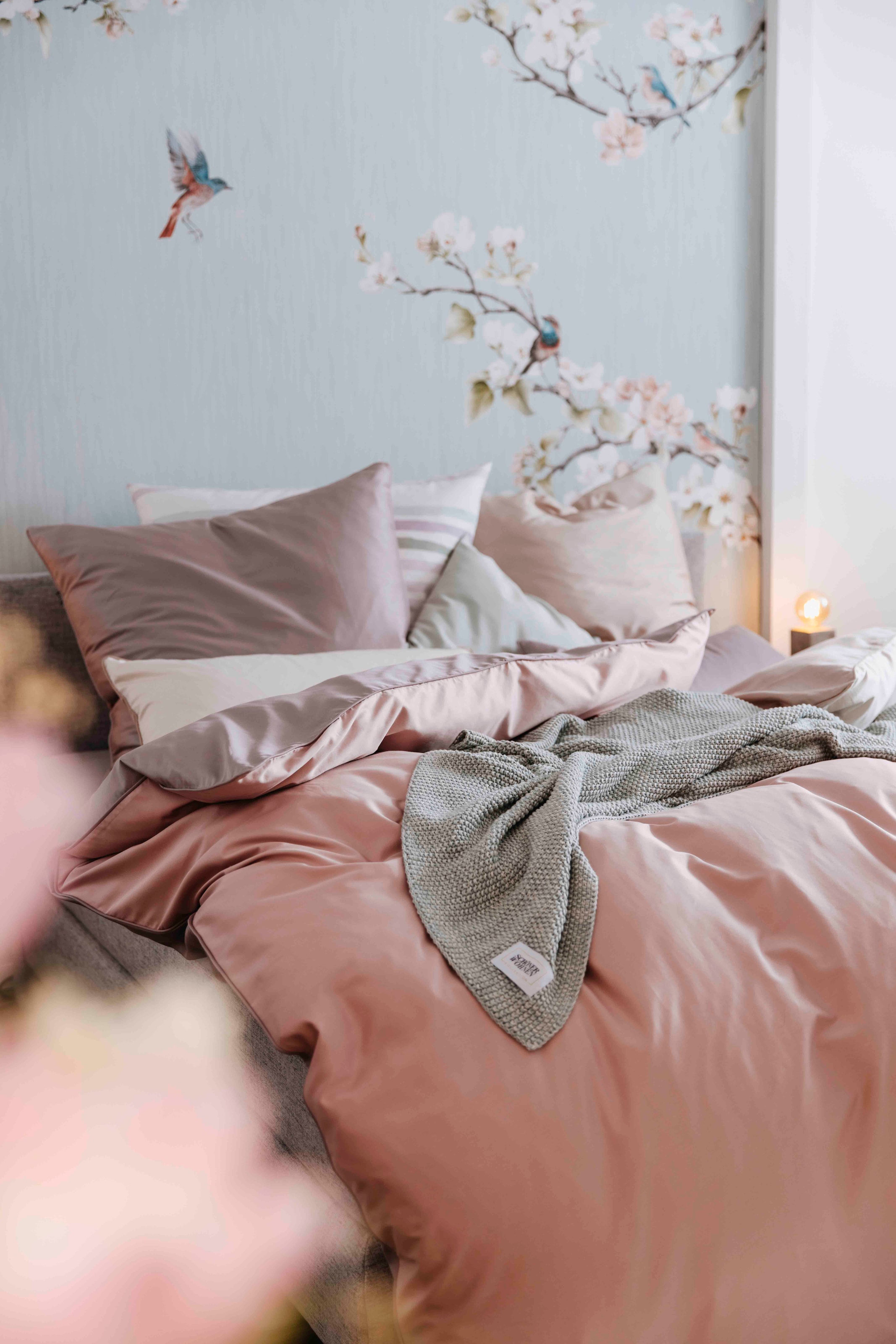 Komar Vliestapete »Digitaldruck Vlies -  Apple Bloom - Grösse 250 x 250 cm« bedruckt glatt Wohnzimmer, Schlafzimmer