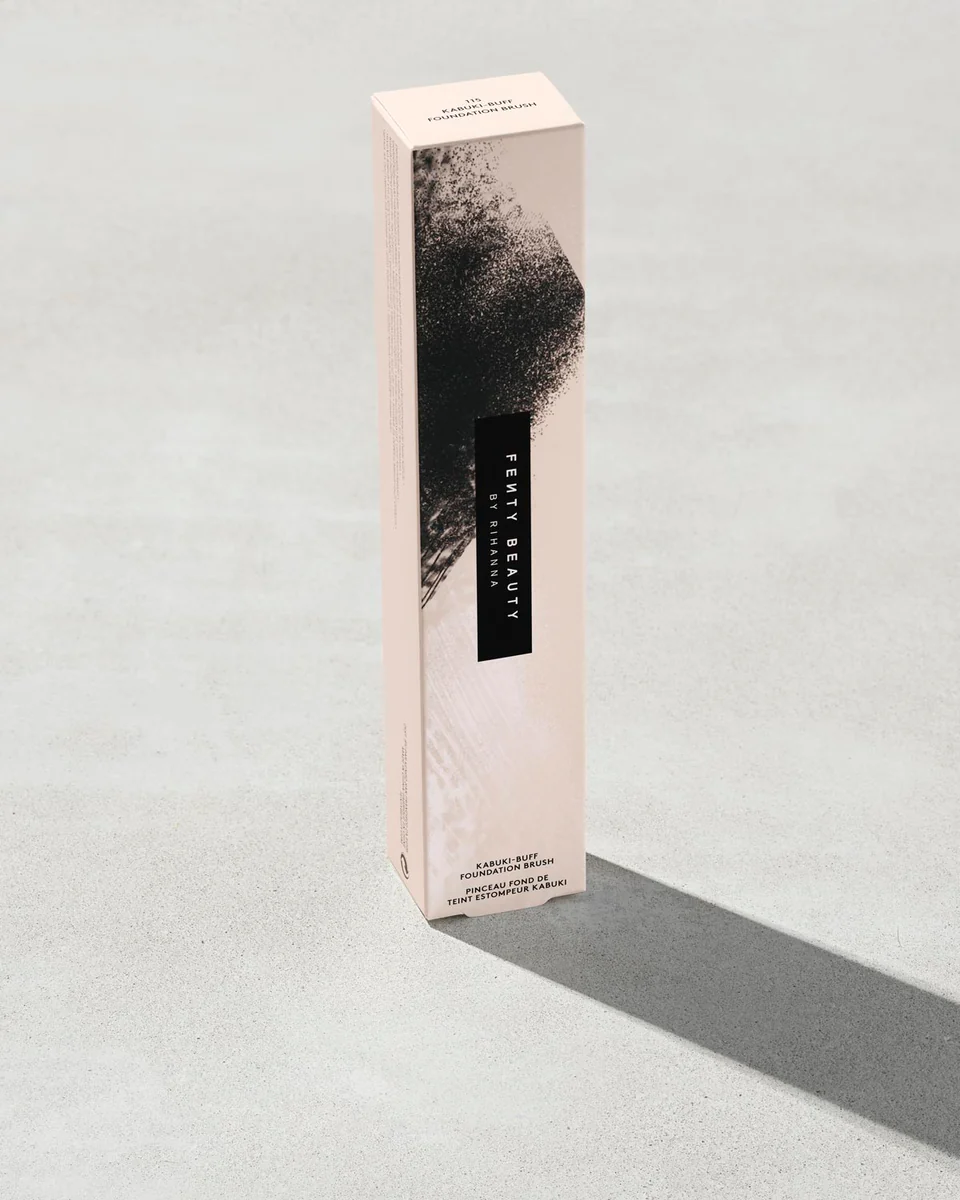 Kabuki-Buff Foundation Brush 115