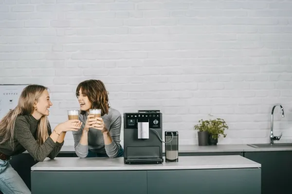 Melitta 630-212, Espressomaskine, 1,8 L, Kaffebønner, Indbygget kværn, 1400 W, Sort