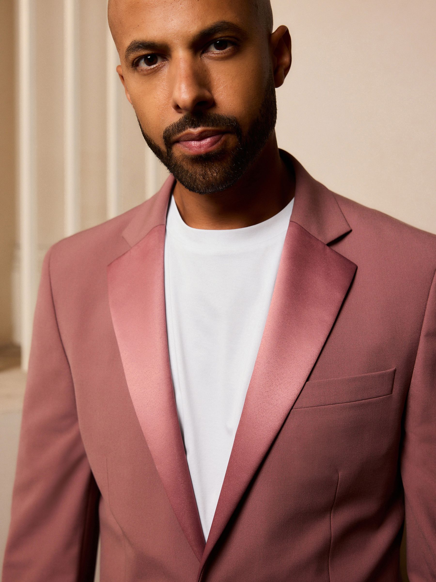 Roze - Slim fit smokingjasje