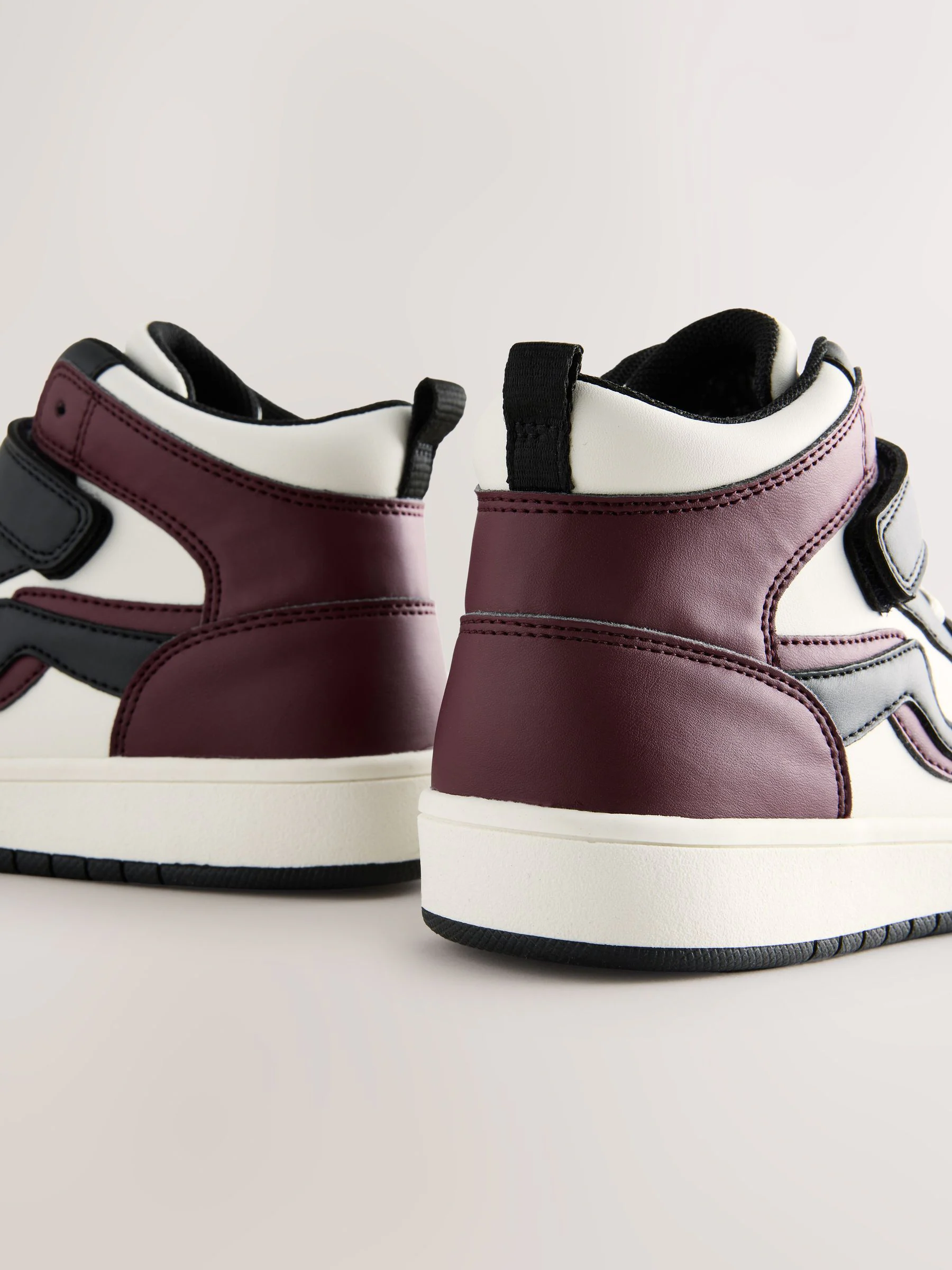 Zwart/bordeauxrood - Hoge sneakers met elastische veters