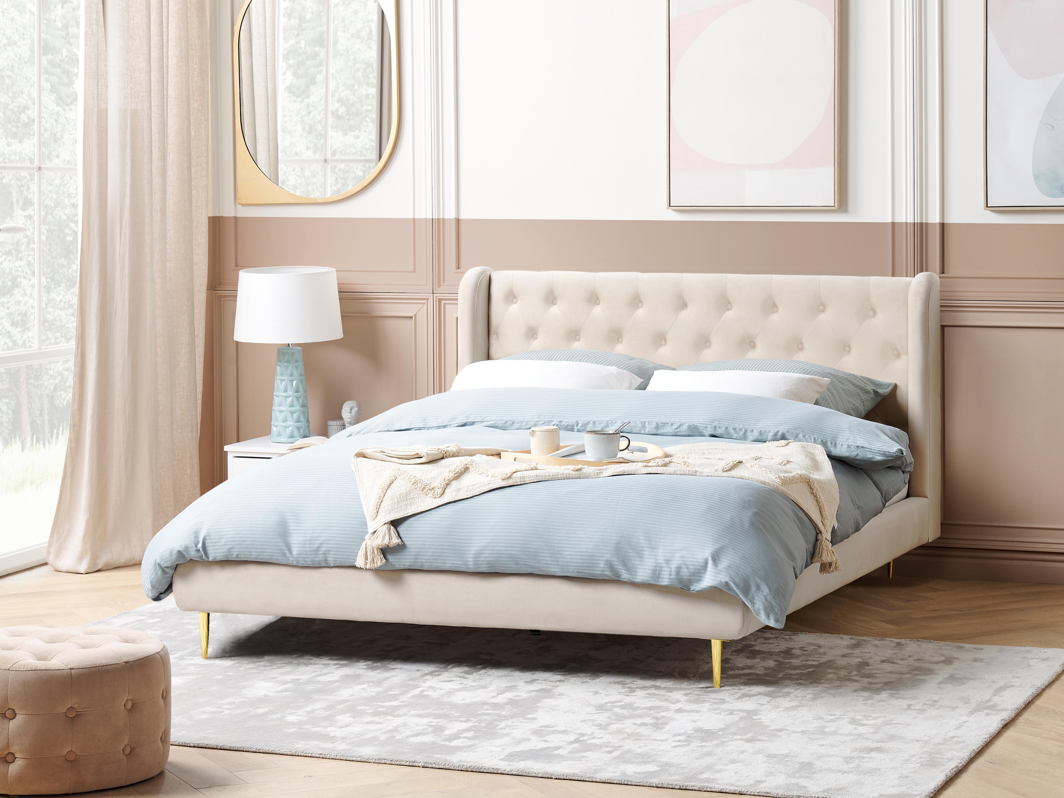 Bed Fluweel FORBACH 180 x 200 cm Beige