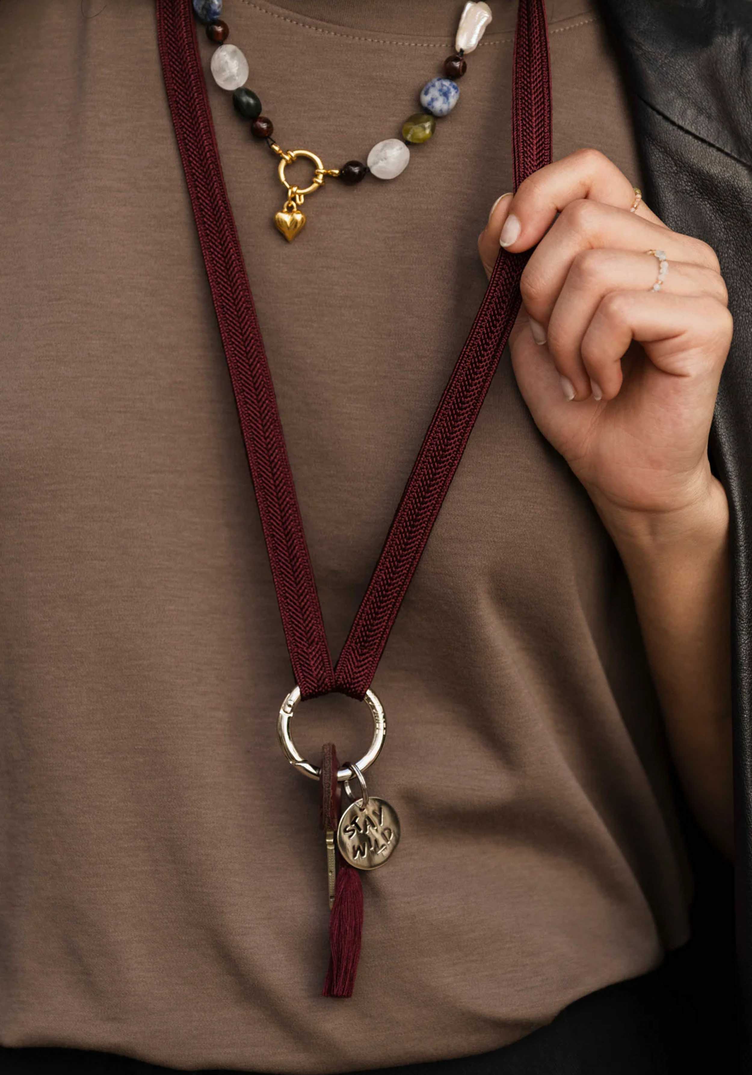 YOOMEE Schlüsselband Keychain Zahra Ruby Silver