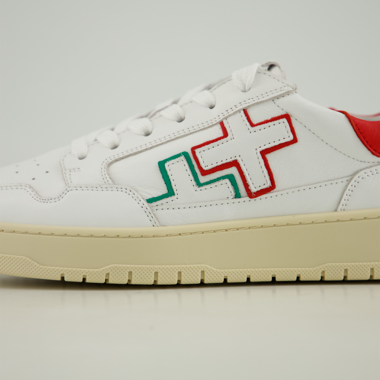 GIO+ Sneaker