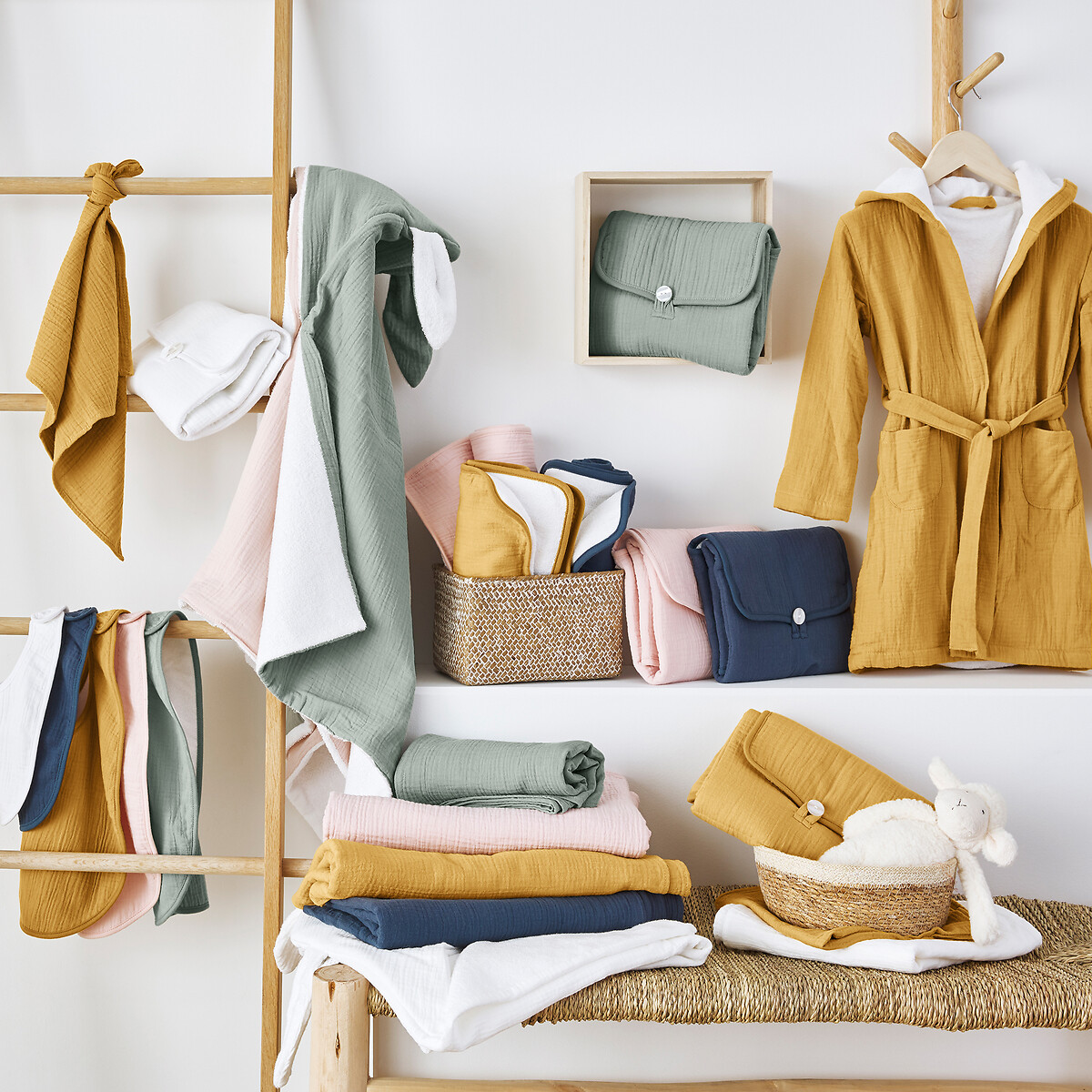 LA REDOUTE INTERIEURS<br>Conjunto de 4 maxi luiers em tetra Kumla